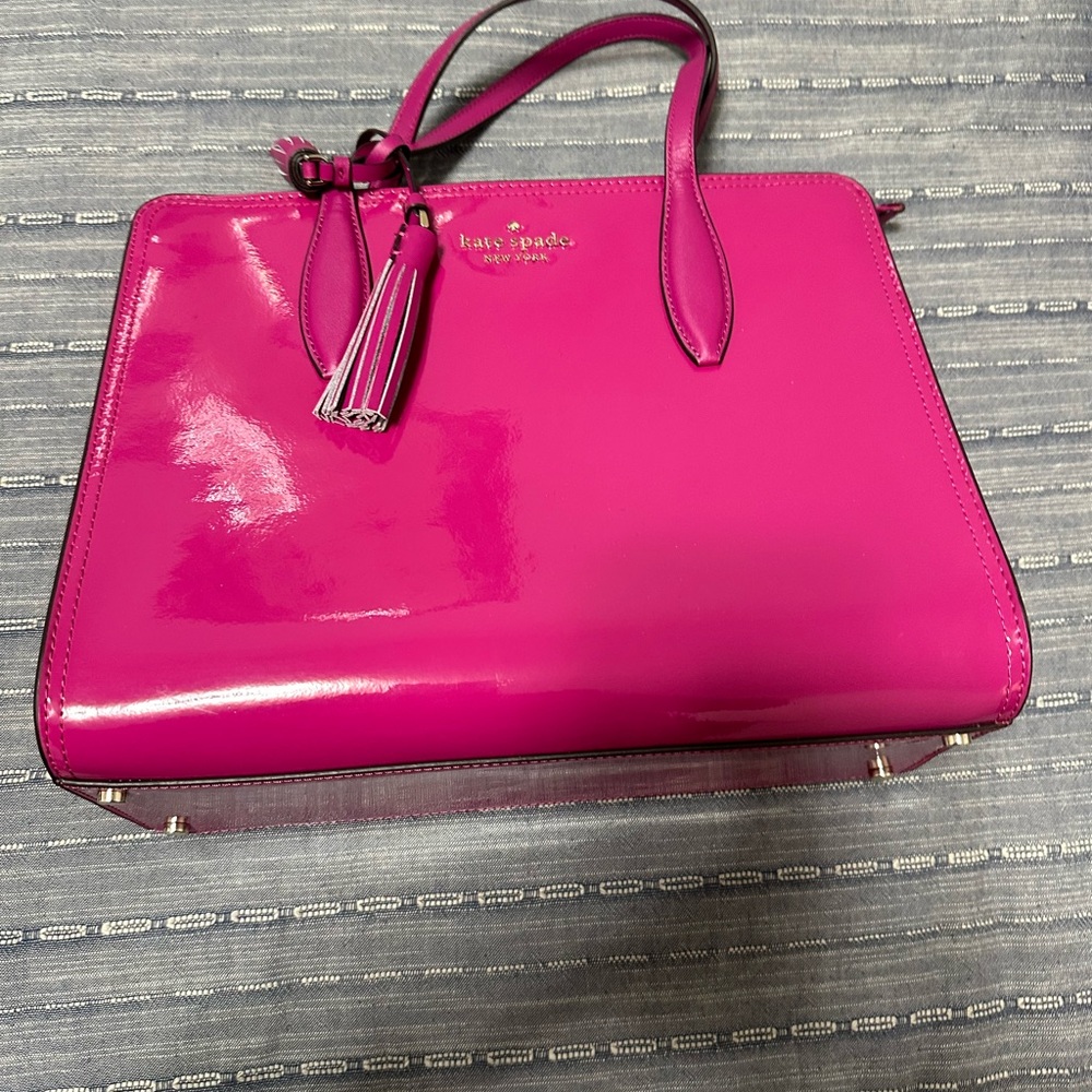 Late spade hot pink patent leather bag